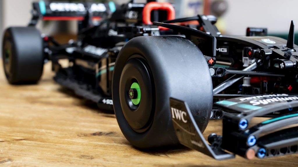 LEGO Technic 42171 Mercedes AMG F1 W14 E Performance 35 1024x576