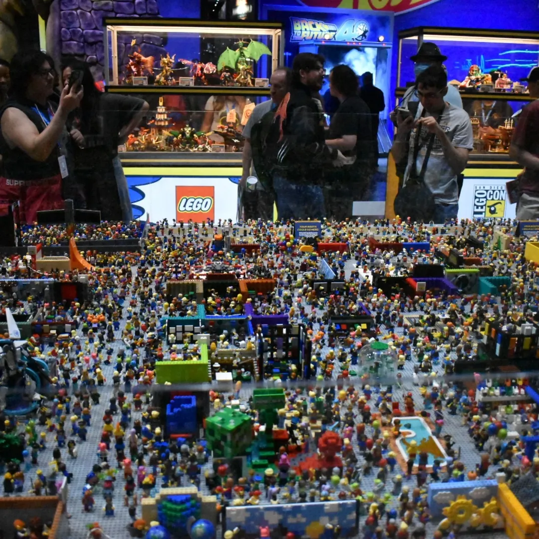 INSTAGRAM toonamisquad LEGO SDCC 2025 diorama 7