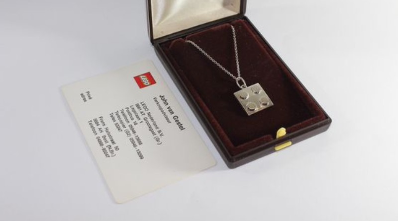This super rare official LEGO necklace from the 1970s could be yours