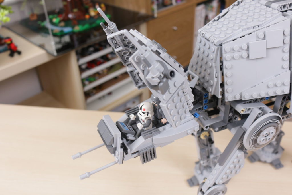 LEGO Star Wars 10178 Motorized Walking AT AT review 27 1024x683